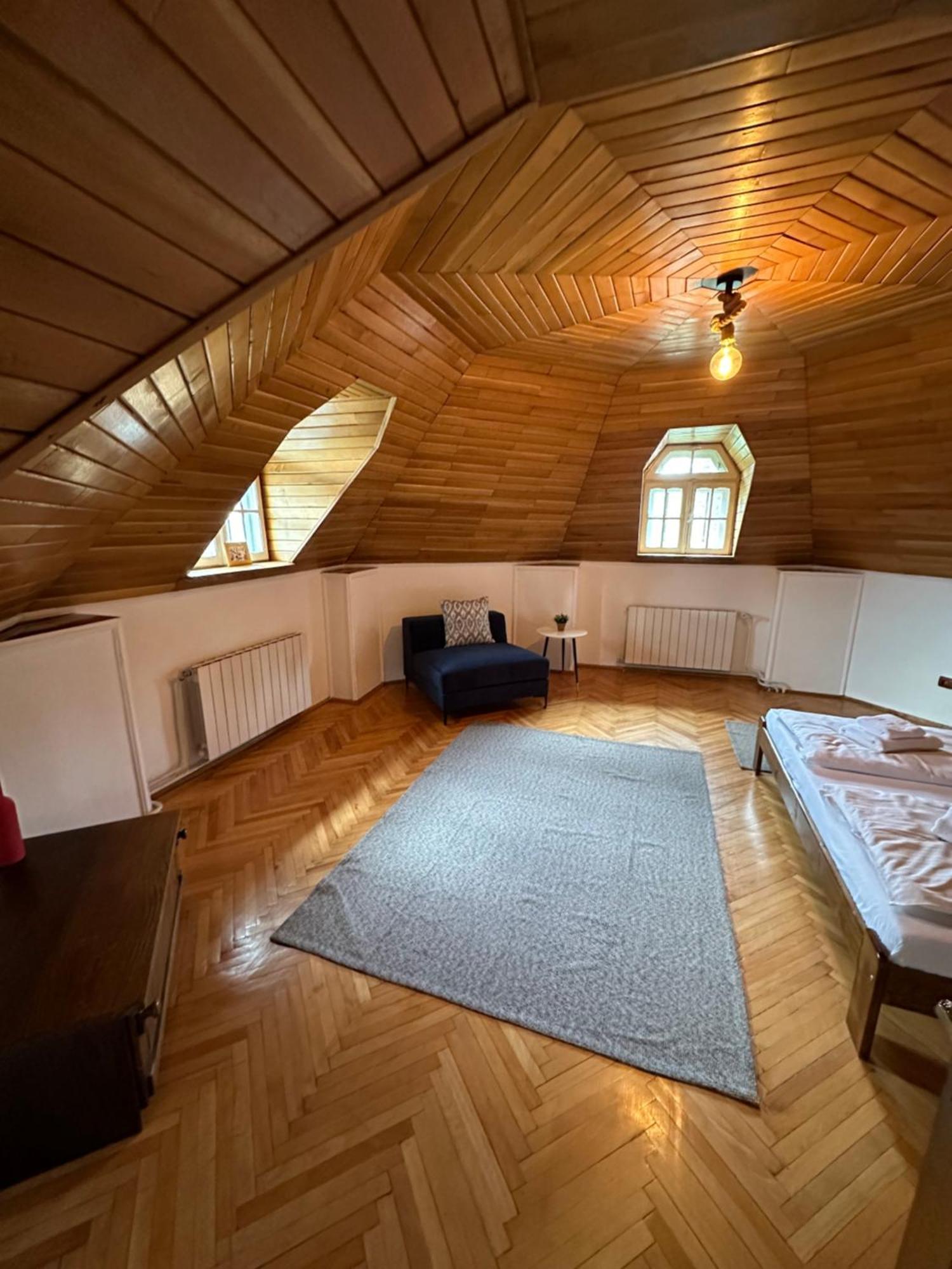 Pine Peak Apartments Предял Экстерьер фото