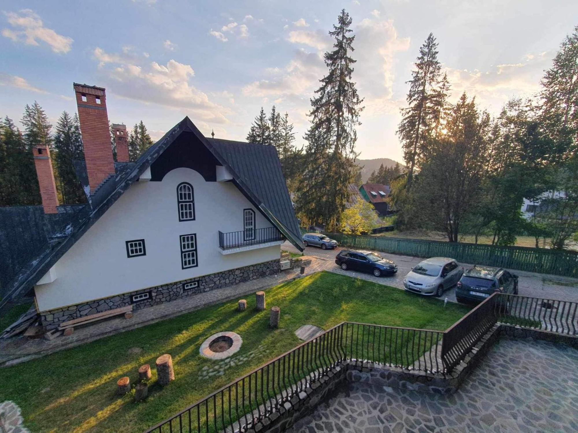 Pine Peak Apartments Предял Экстерьер фото